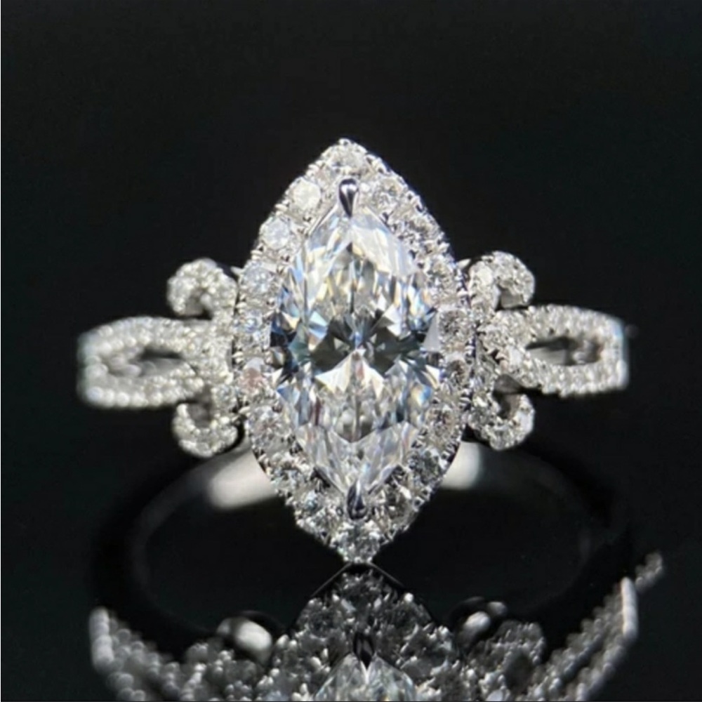 New Women’s 925 Silver Stylish Lovely Diamond Ring